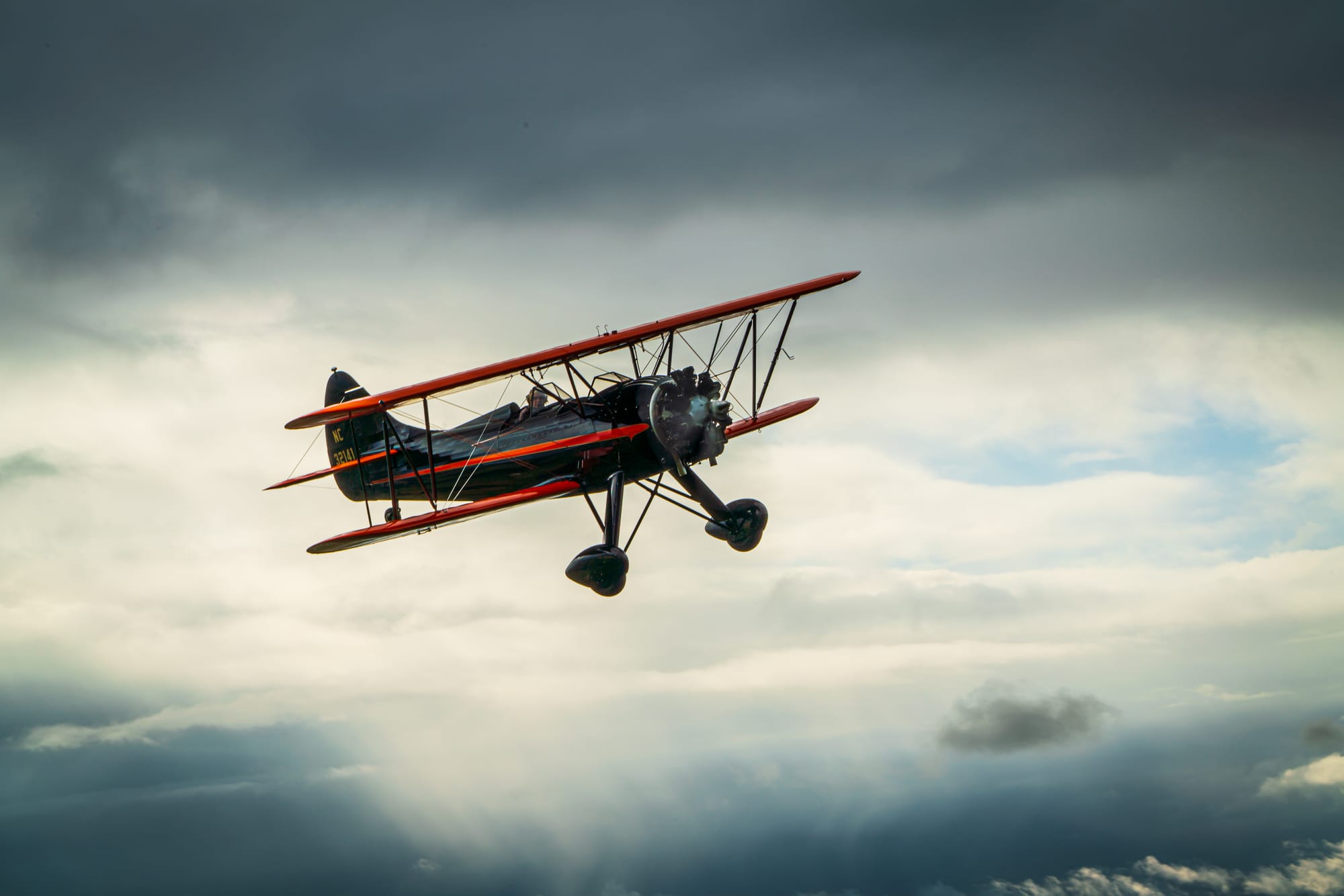 Dan Wilkins flying his WACO UPF-7 Biplane.