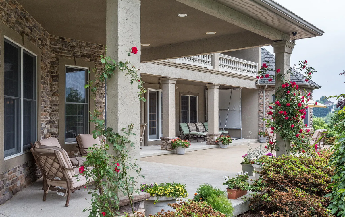 The outdoor patio