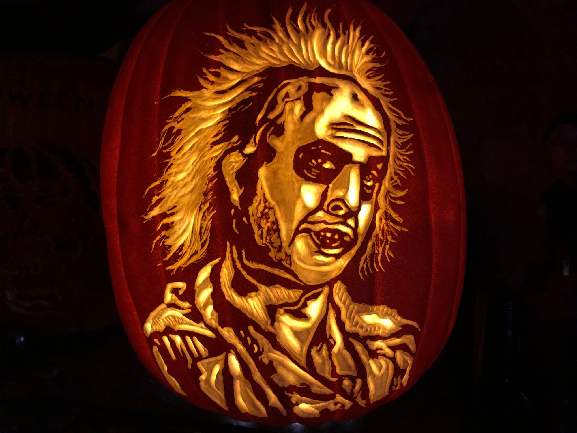 It can take hours or even days for Ian Fetterman, of Palmer Township, to meticulously carve intricate scenes onto the skin of