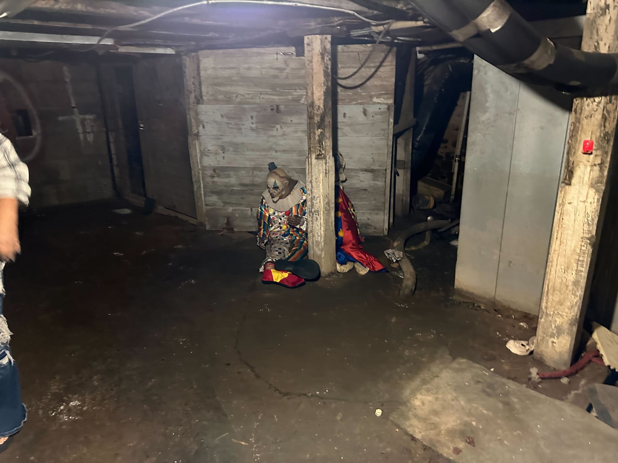 "24 Hours in Hell" is a TV series that will take a paranormal journey through Hell House (the Waldorf Estate) in Lehighton.