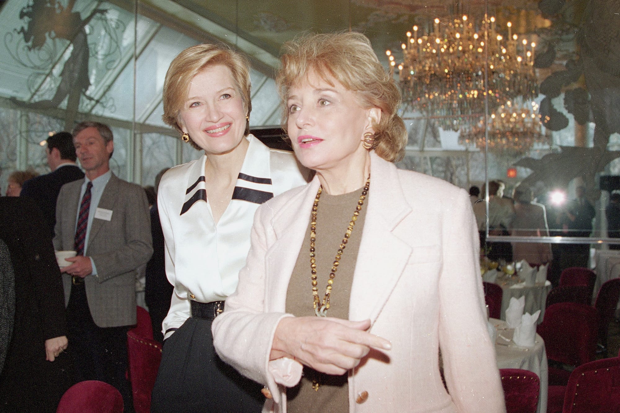 Co-anchors Diane Sawyer (left) and Barbara Walters of ABC-TV's "Turning Point" get together at a news conference in New York 