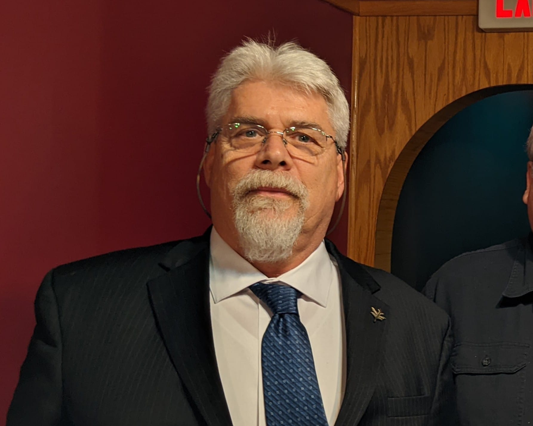 Wayne Buller (R), Ward 1 candidate