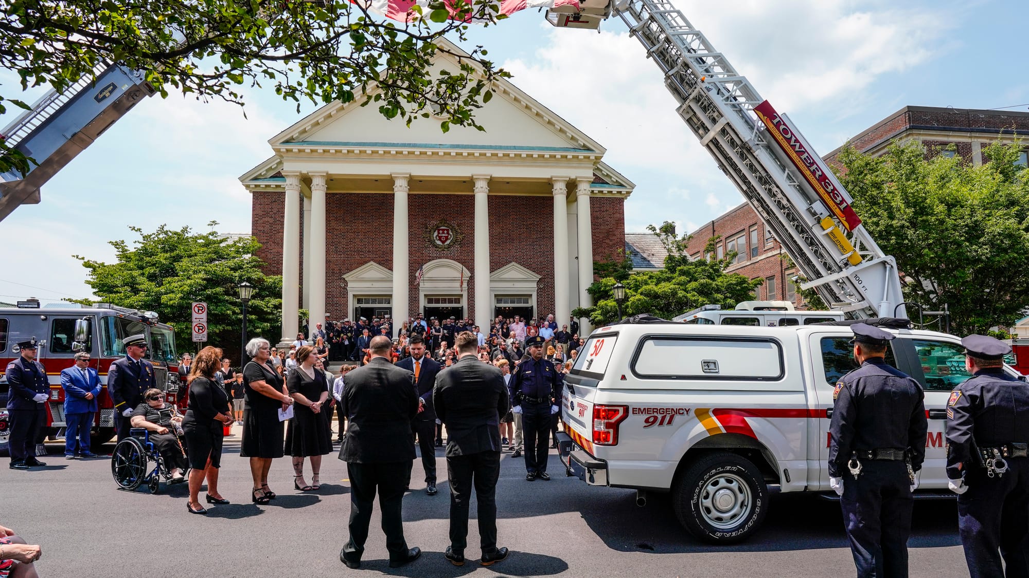 A Mass of Christian Burial was held at the Cathedral of S. Catharine of Siena for the late Allentown Fire Department Assistan