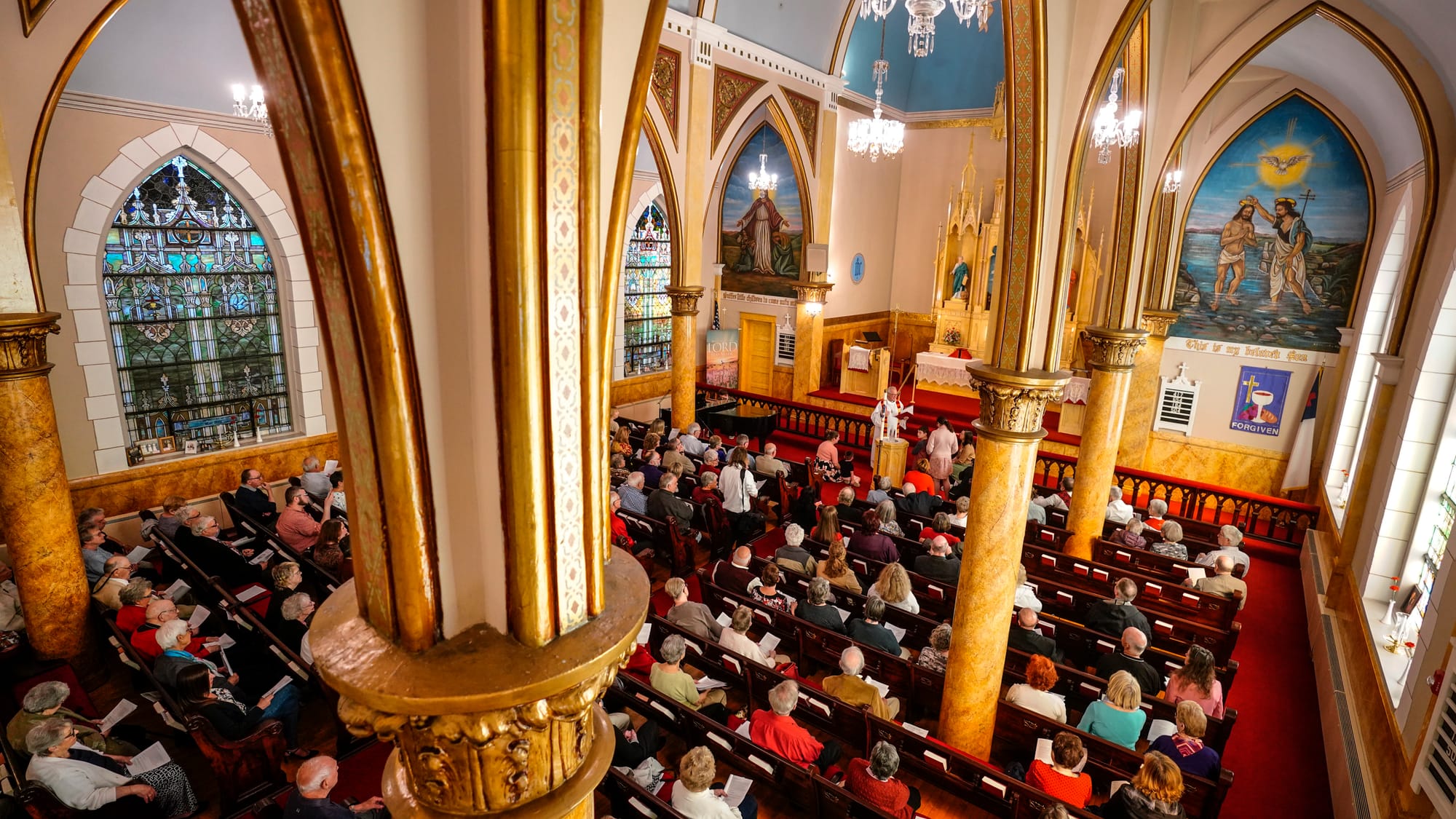 A Thanksgiving and Leave-Taking service was held at St. John's Windish Evangelical Lutheran Church in Bethlehem Sunday, April