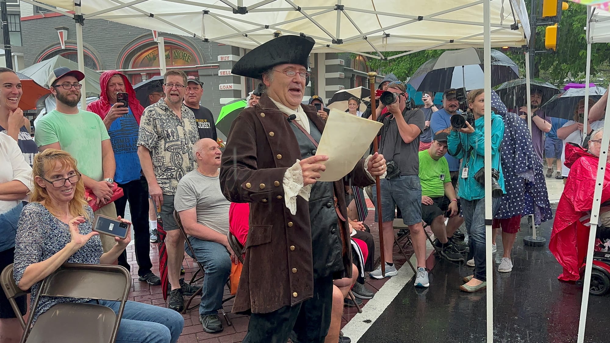 Easton celebrates Heritage Day with a reading of the Declaration of Independence, in addition to other fun events.