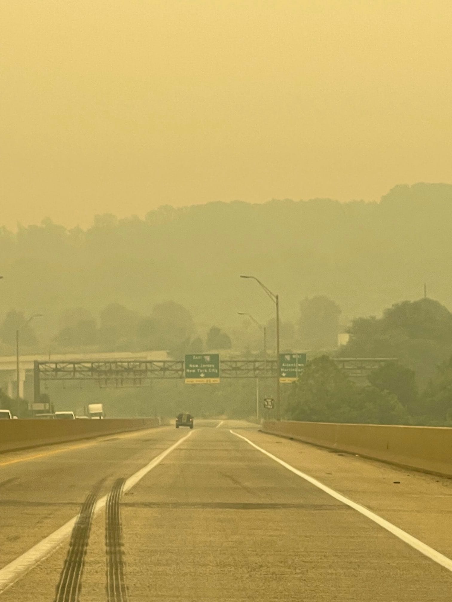 Smoke on Route 33 South heading toward I-78 in Bethlehem Township.