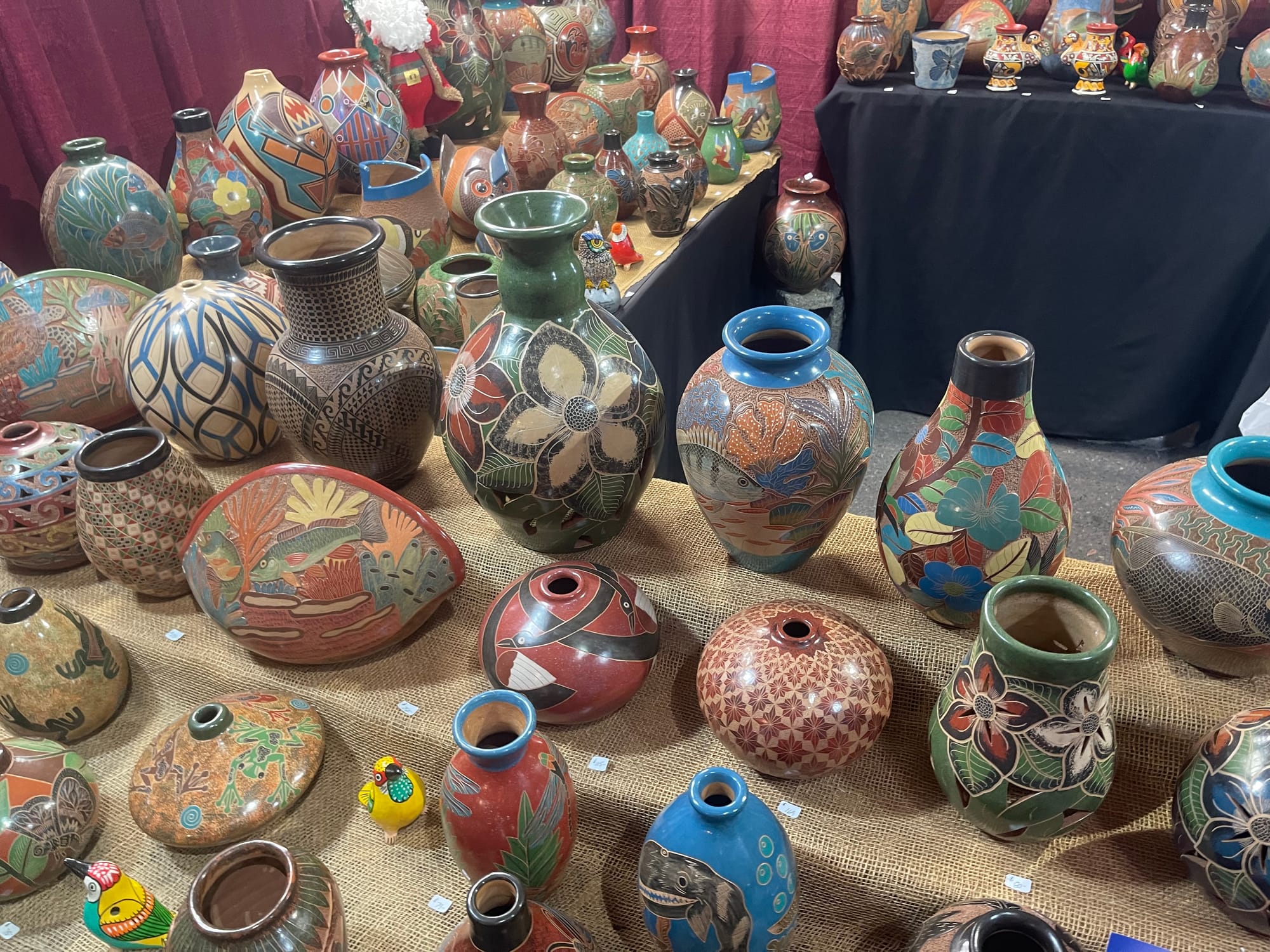Nica-Art sells beautifully handmade pottery designed by artists in Nicaragua.