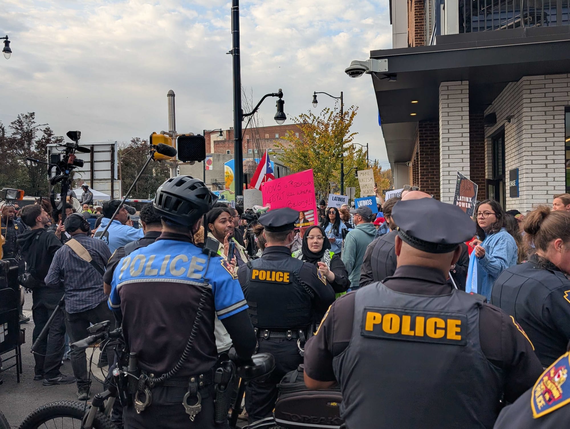 Allentown police stop Trump protesters at 7th and Linden streets, saying it's the closest they'll get "due to the motorcade."