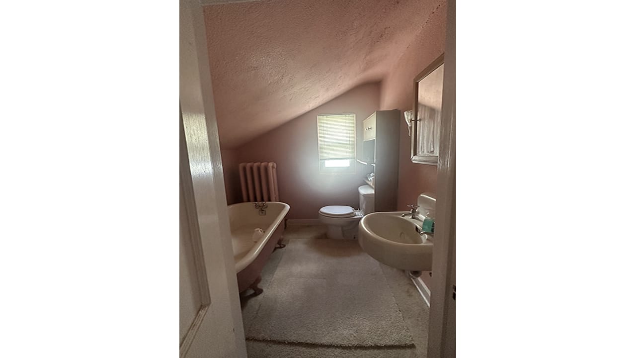 The upstairs bathroom before the West Bethlehem home renovation.