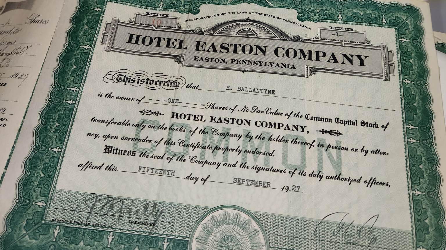 This is a Common Capital Stock certificate of the Hotel Easton Company from 1927.