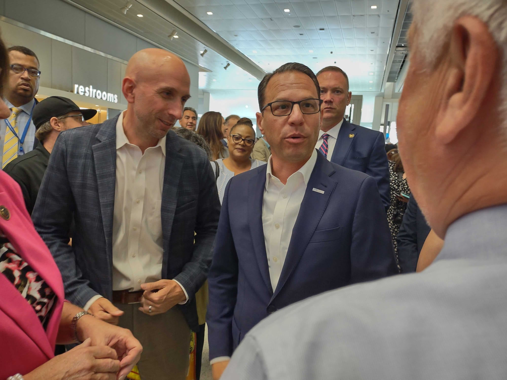 Gov. Josh Shapiro, center, greets a delegation of Lehigh Valley politicians, including Bethlehem Mayor J. William Reynolds (l