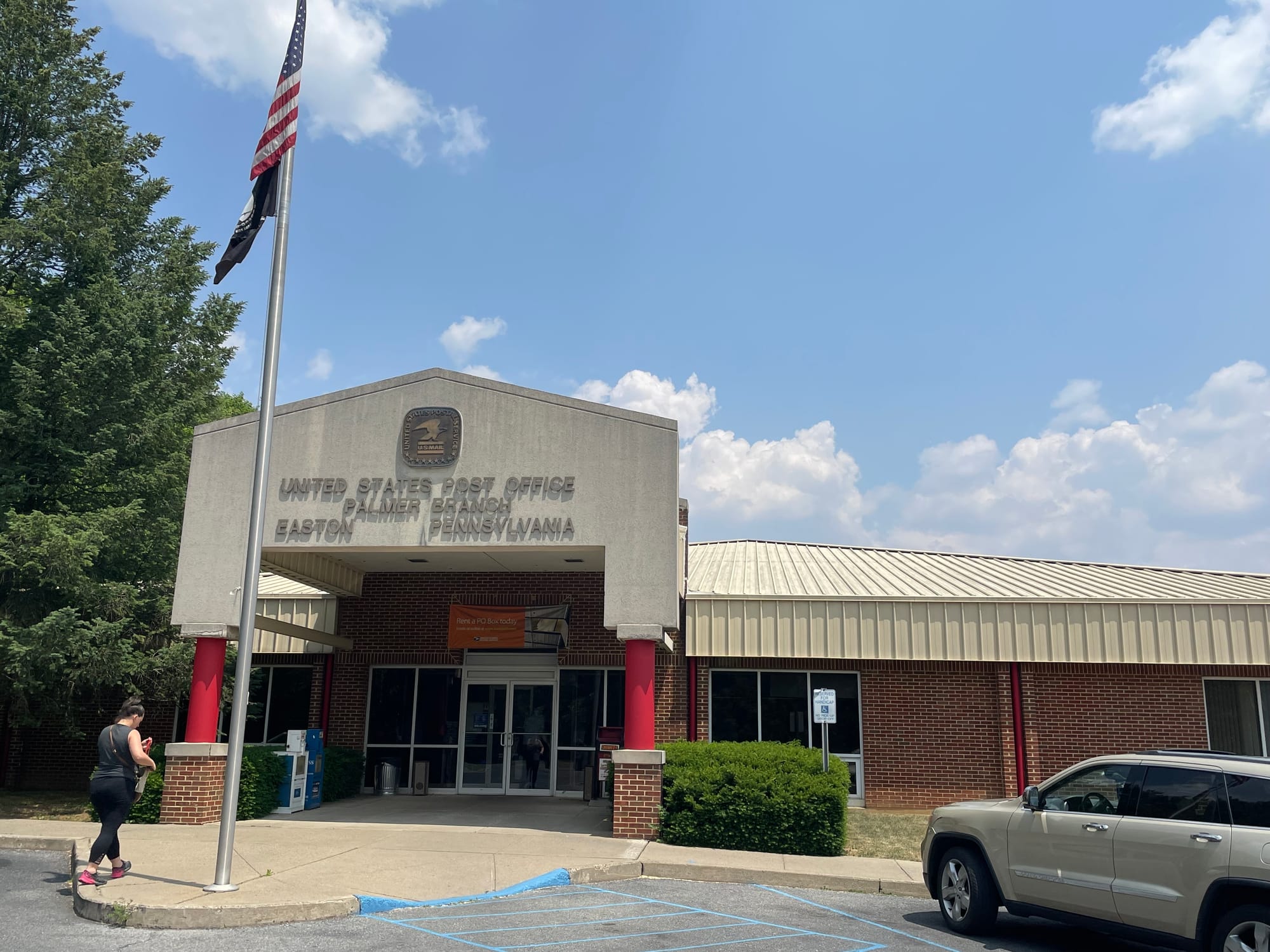Palmer branch of the Easton Post Office on Greenwood Avenue in Palmer Township.