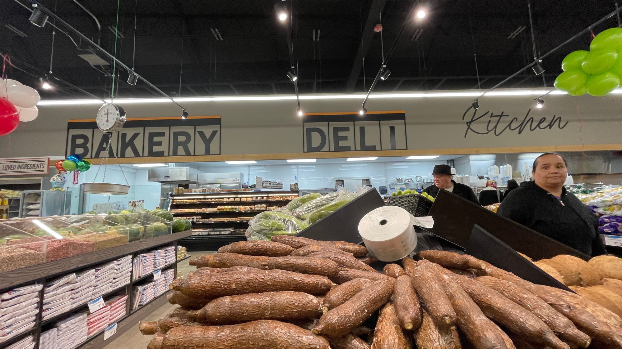The store will offer food fresh from a bakery, deli and kitchen.