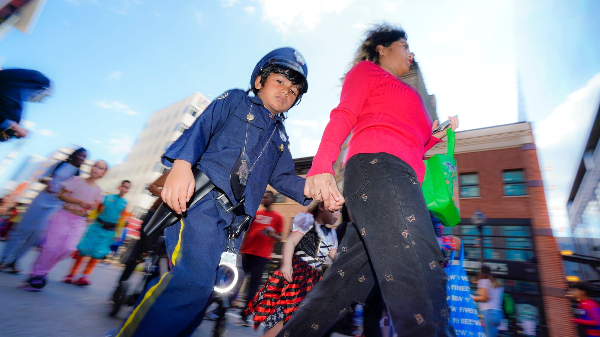Thousands turn out for the Allentown Halloween festivities. Allentown holds its annual Hallo-weekend 2023 and Allentown Walki