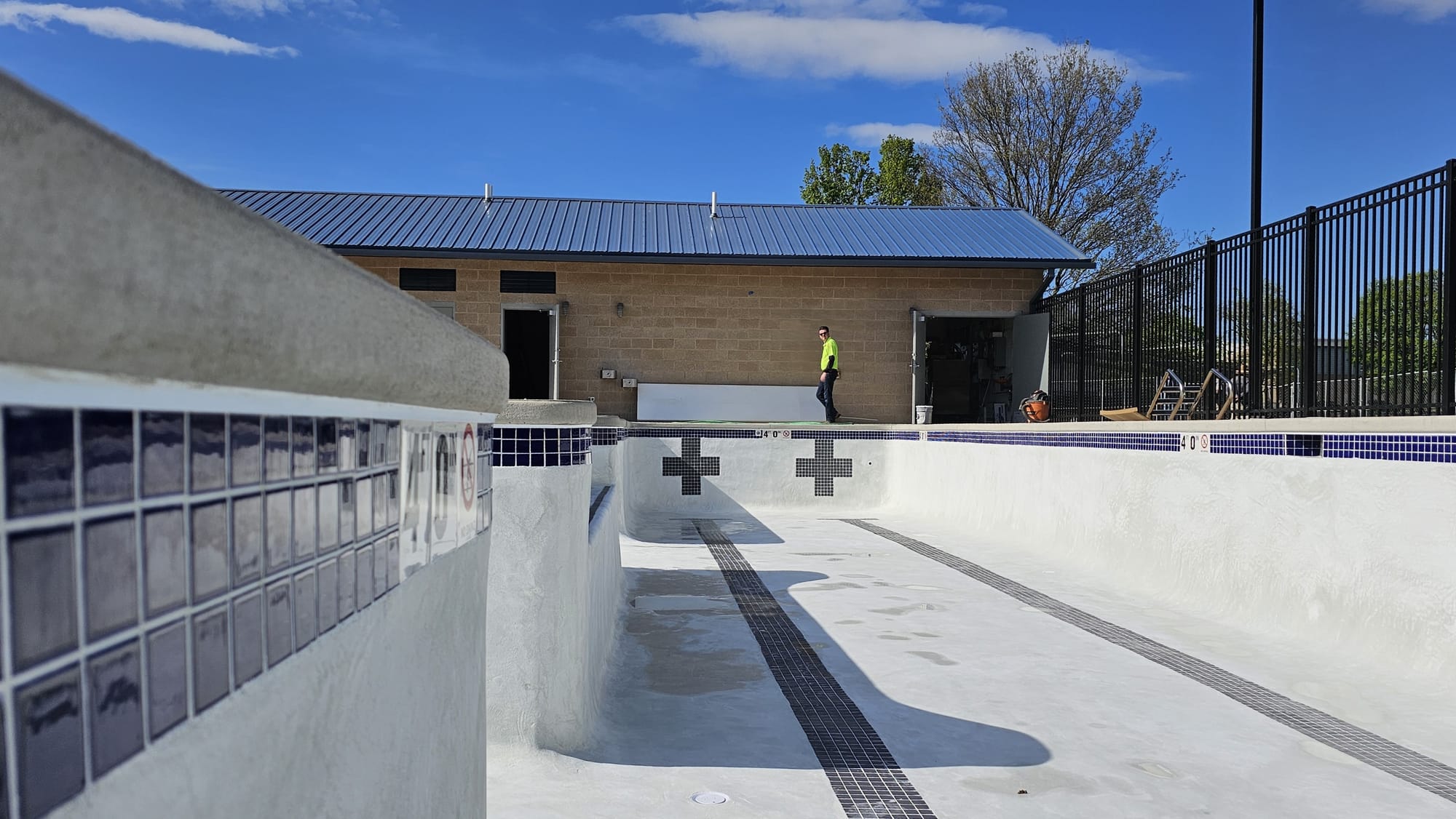 IrvingPool3.jpg