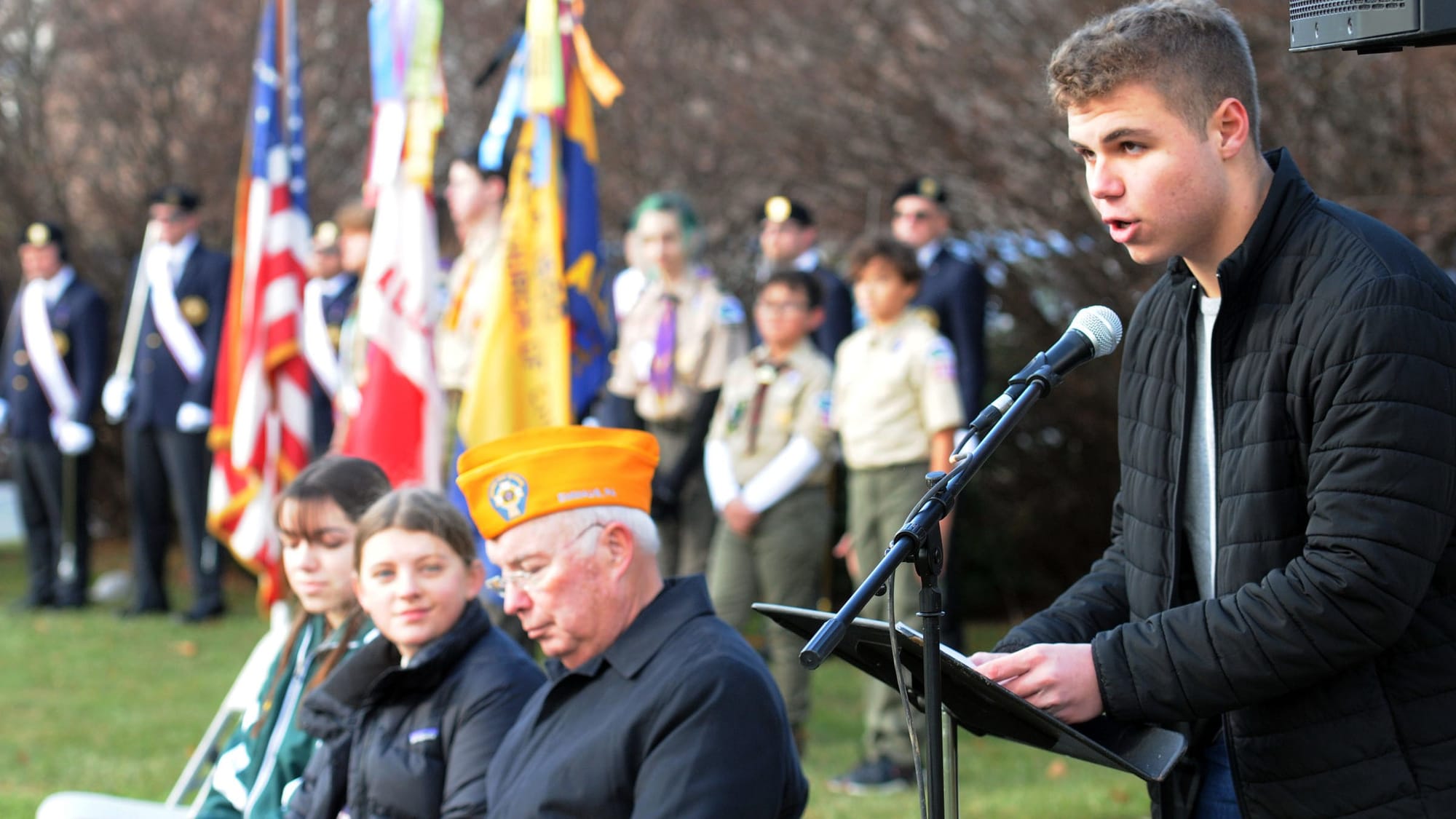 WREATHS-ACCROSS-AMERICA-youth.jpg