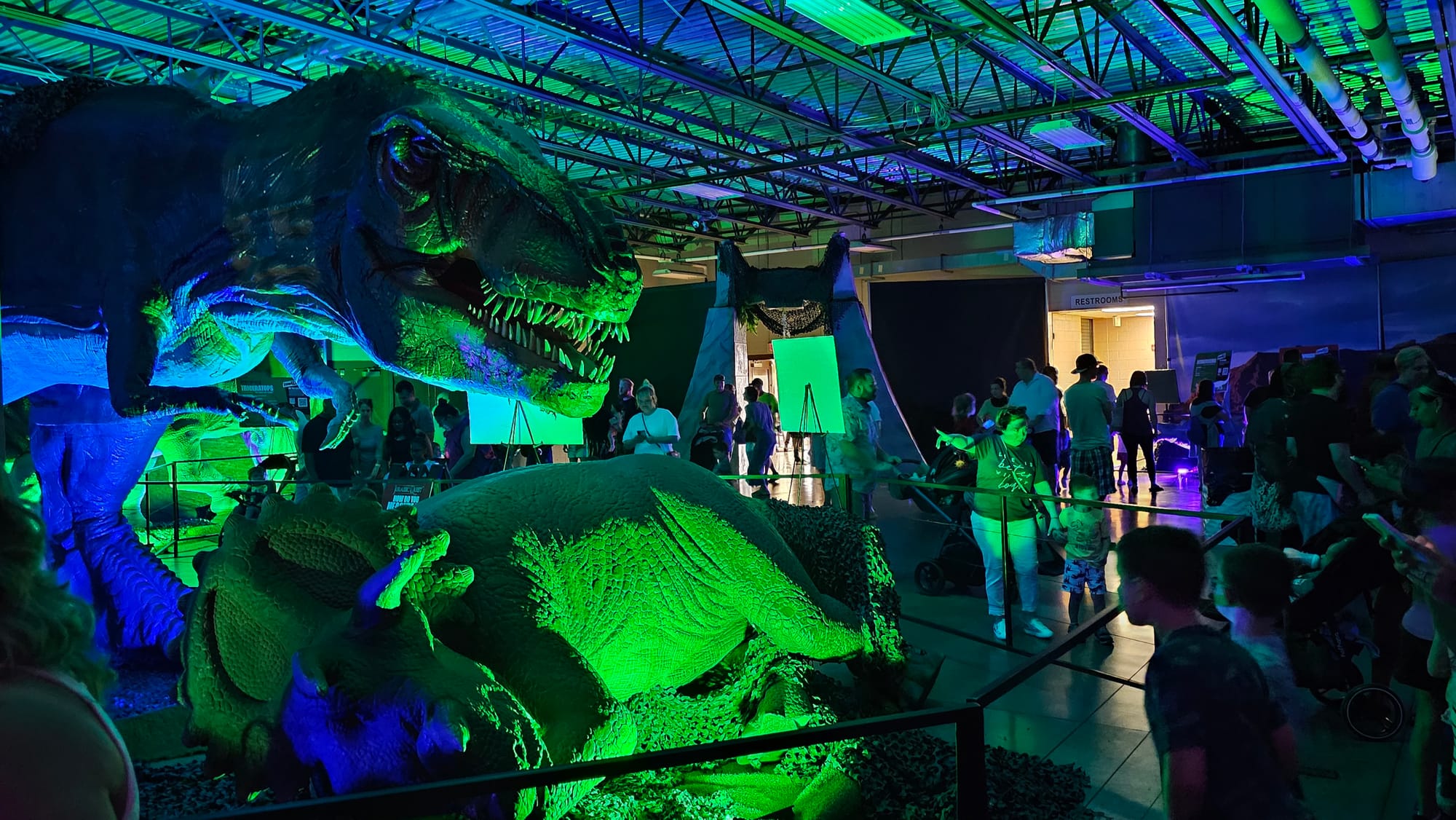 JurassicQuest1.jpg