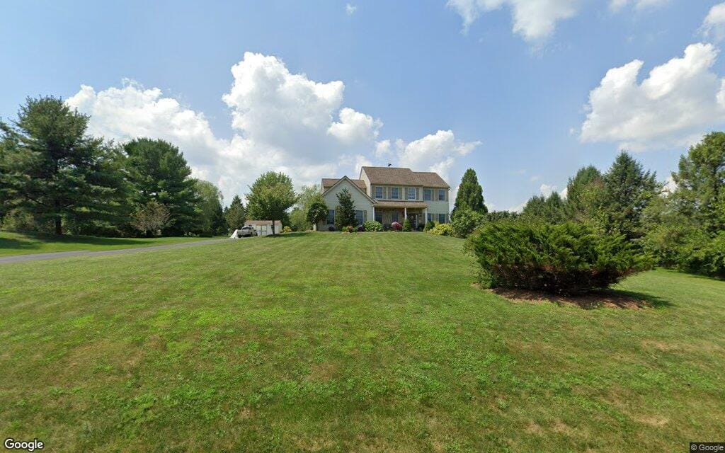 $550K, single-family house at 3714 Apple Road 