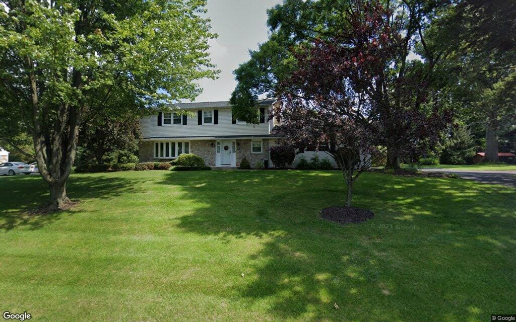 $645K, single-family house at 3238 Altonah Road 